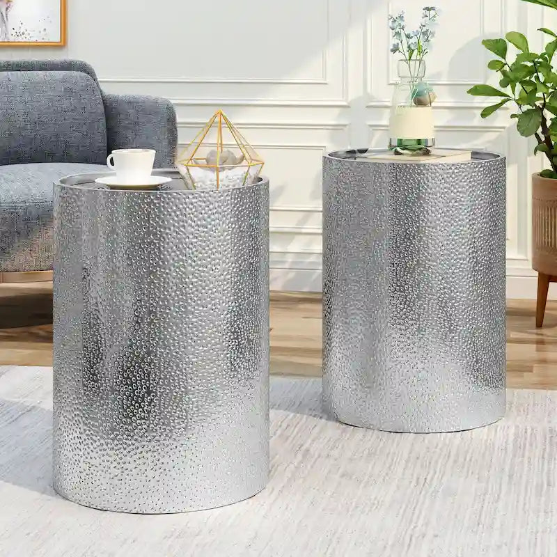 Tables d'appoint martelées (lot de 2)
